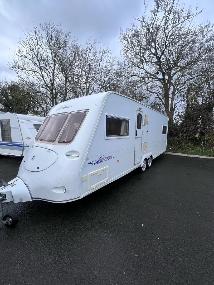 Fleetwood 6 berth caravan - Image 1