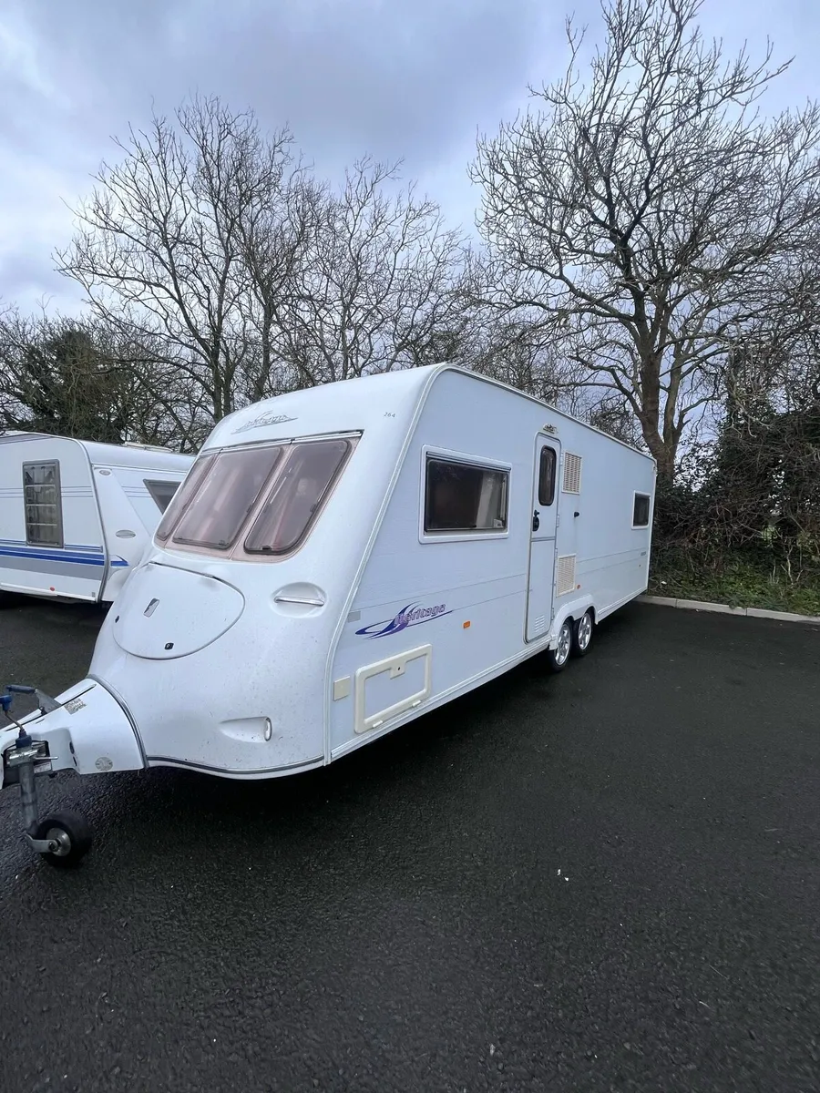 Fleetwood 6 berth caravan - Image 2