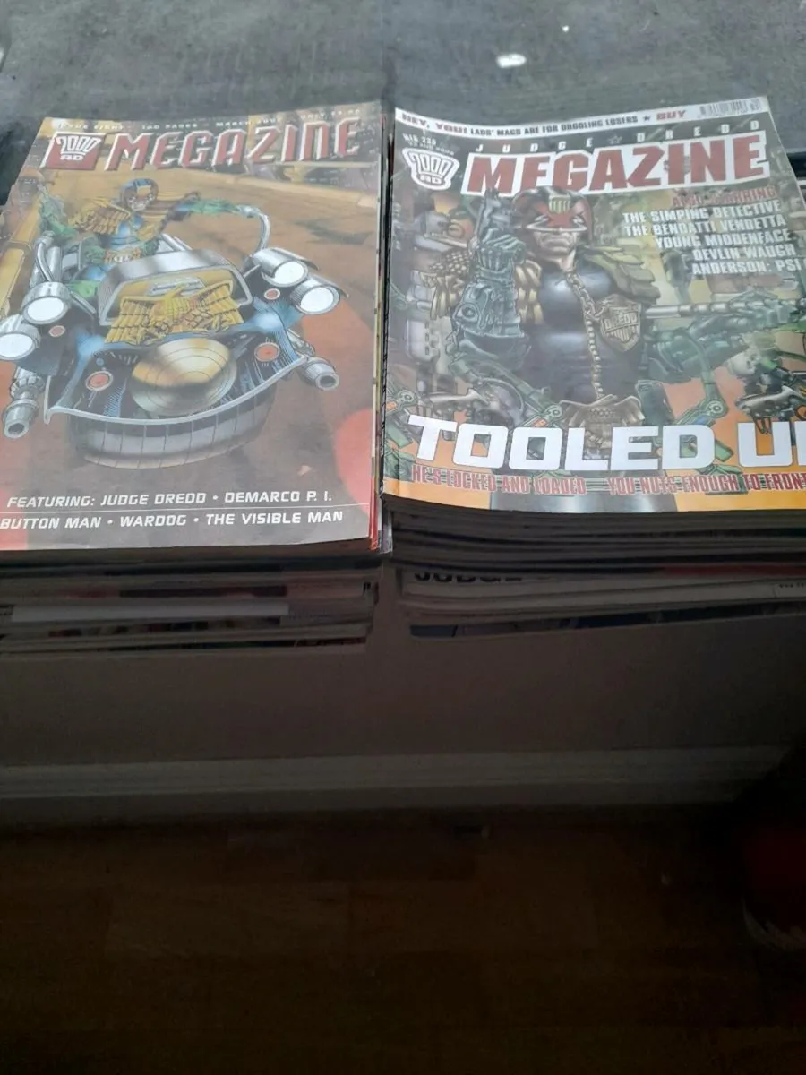2000ad.judge.dredd.magezines. - Image 3