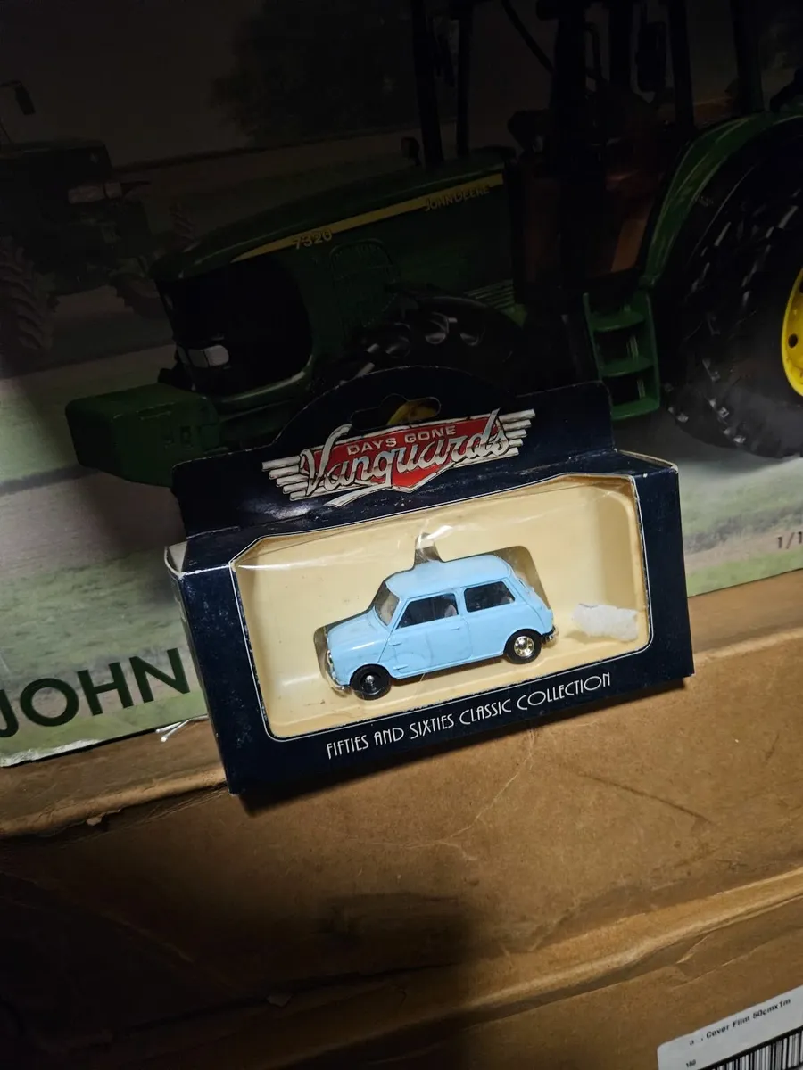 Corgi Vanguards Mini