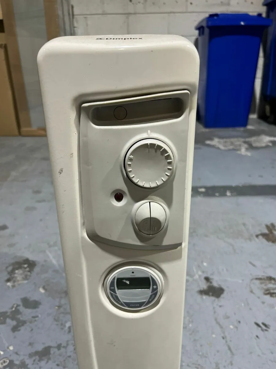 Dimplex Oil-Filled Radiator with Digital Timer - Image 3