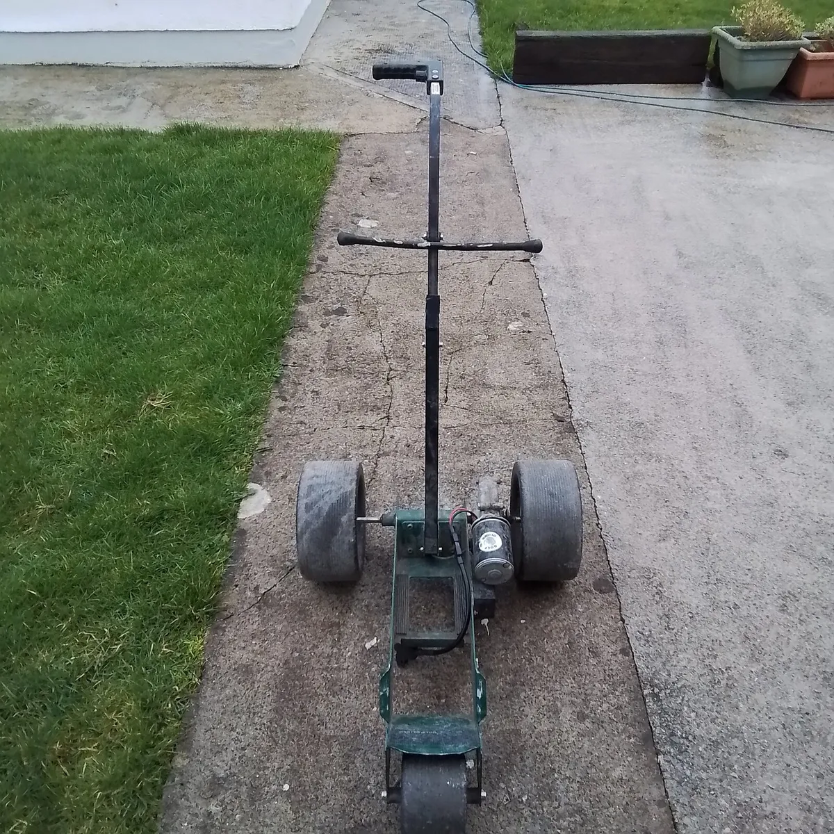 golf trolly - Image 1