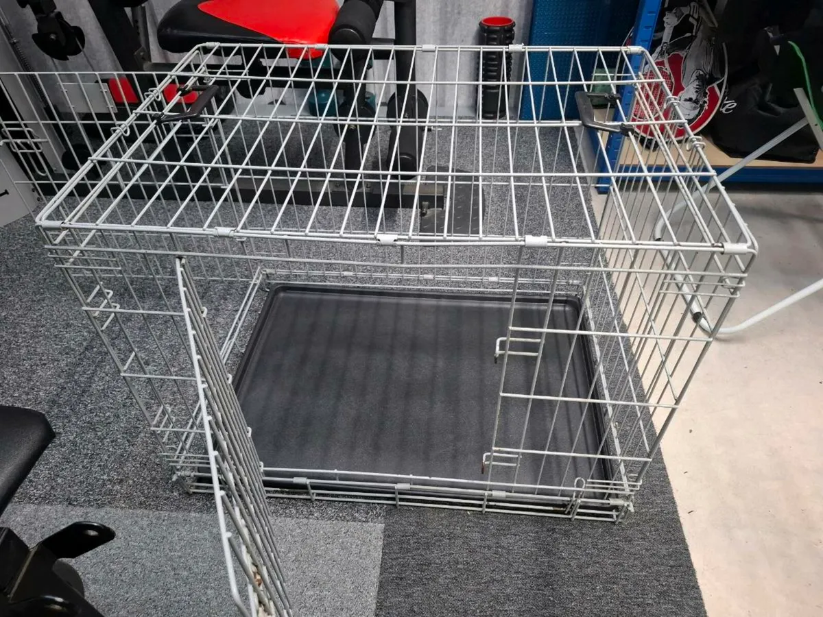 Savic Dog Crate (Medium / Large) - Image 1