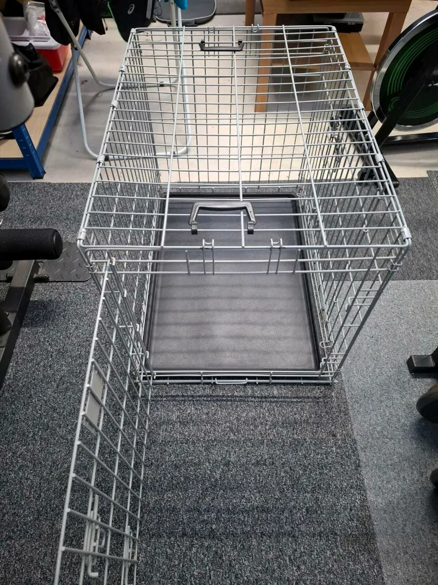 Savic Dog Crate (Medium / Large) - Image 2