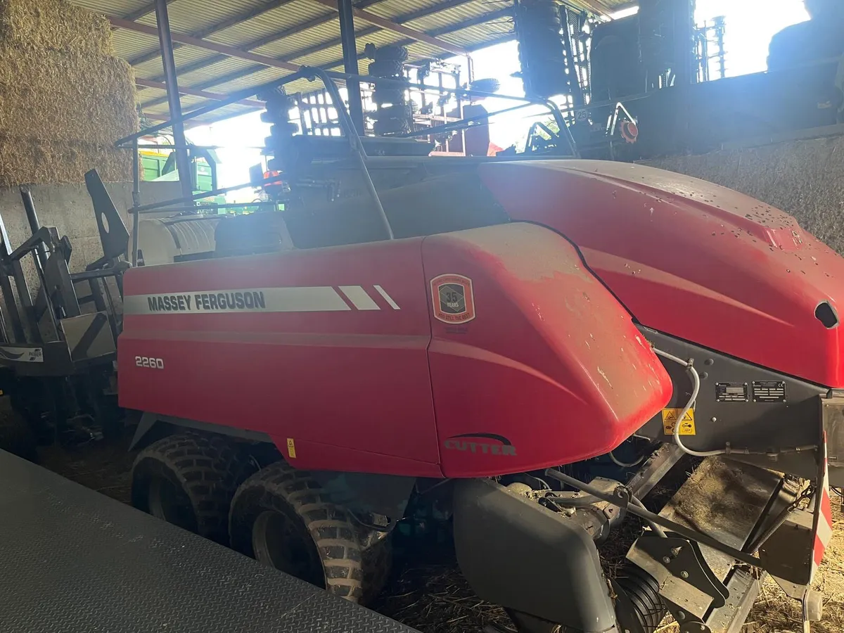 Massey square bailer 2260 - Image 3