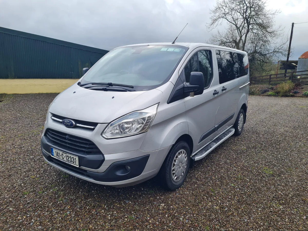 Ford transit custom 9 seater bus - Image 4