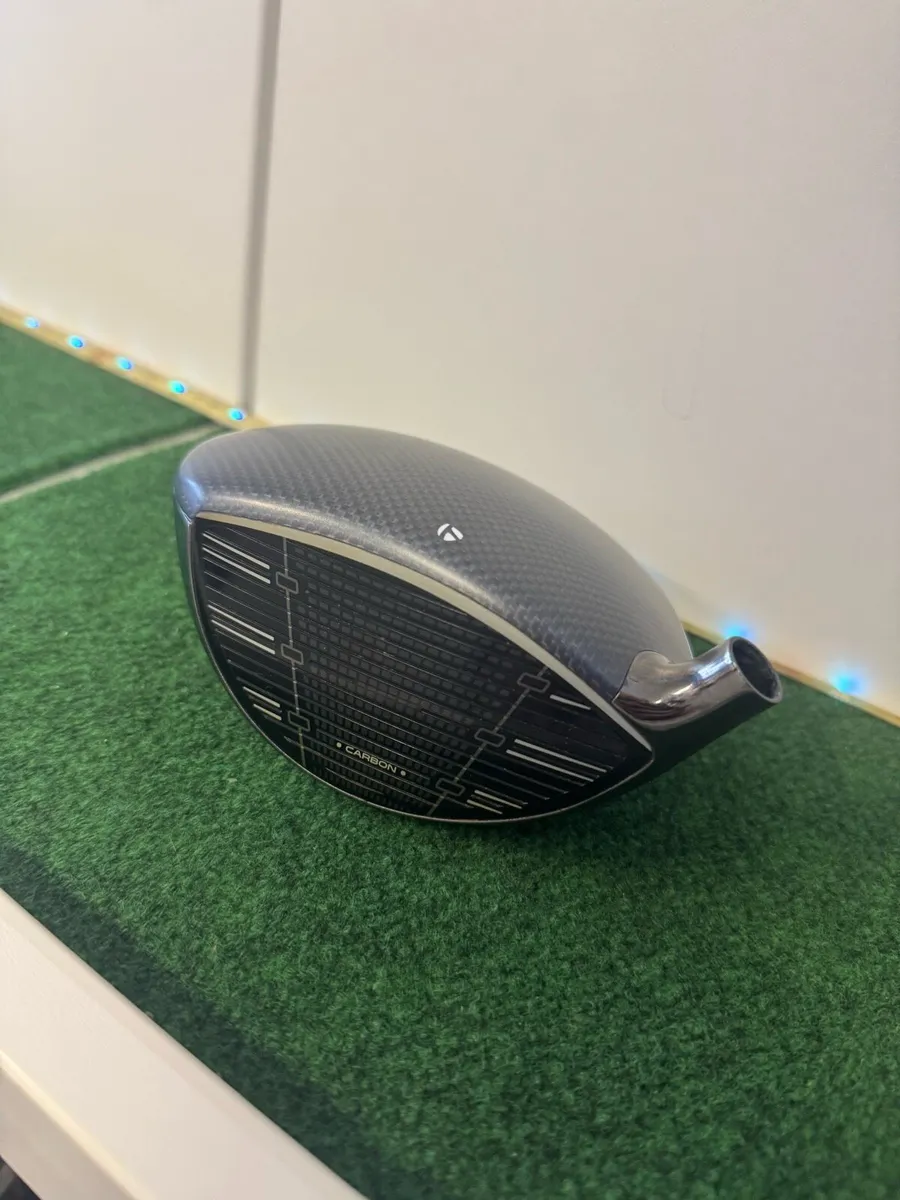 Qi35 Driver - Image 2