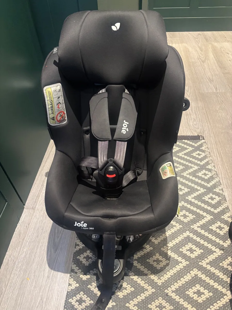 Car seat - Image 1