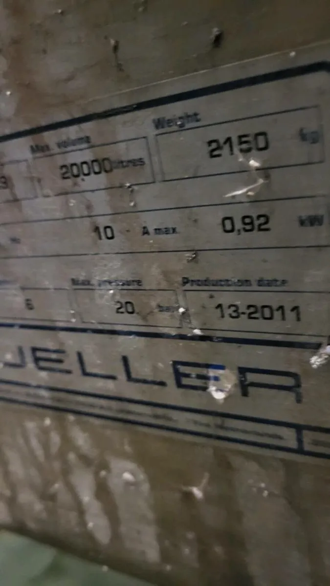 Mueller tank 21700 litres - Image 2