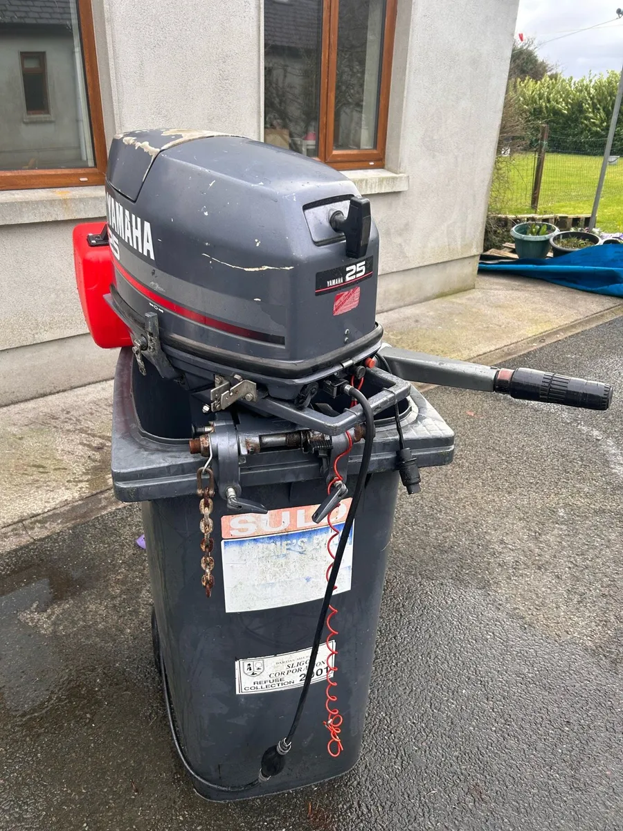 Yamaha 25HP outboard engine - Image 4