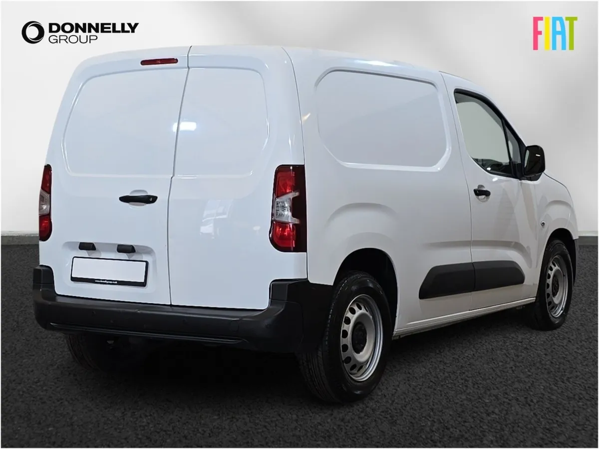 Vauxhall Combo Cargo L1 Diesel Edition - Image 2