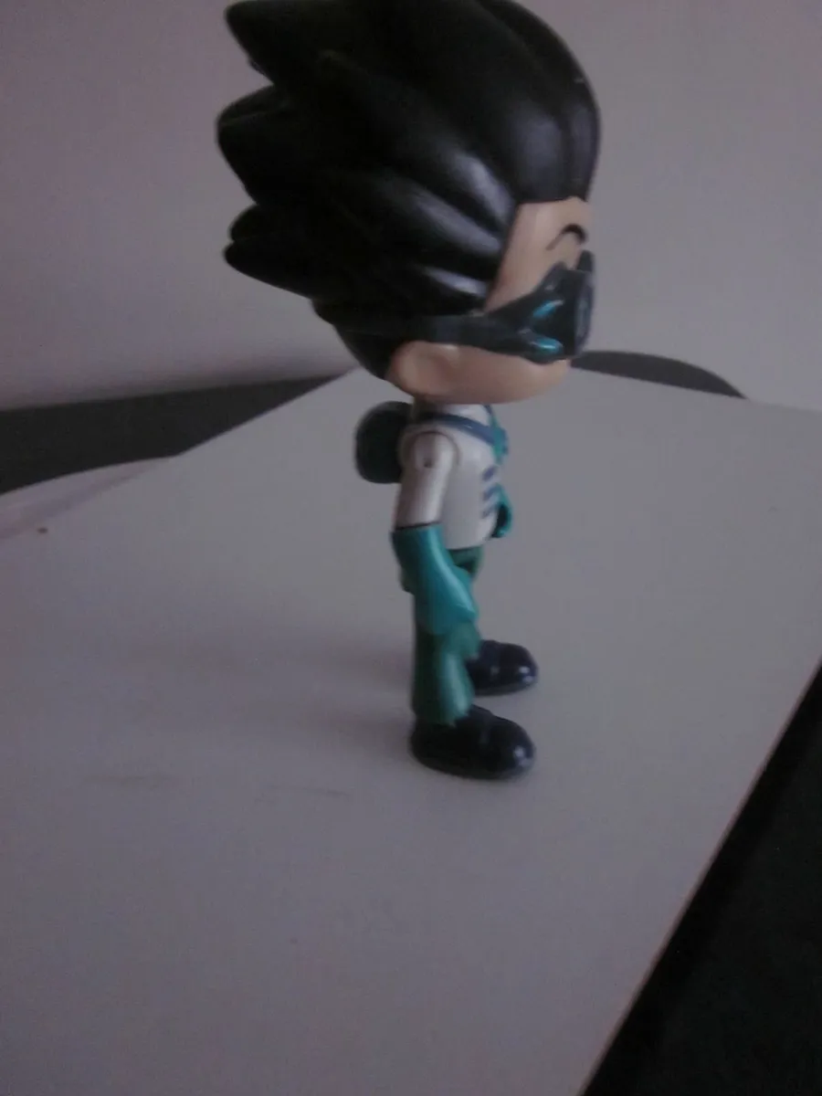 PJ Masks Deluxe Romeo Talking Figure Disney - Image 2