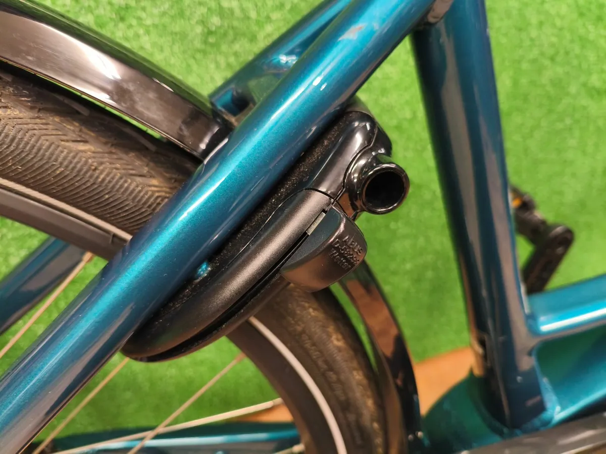 Electric bike - Image 3