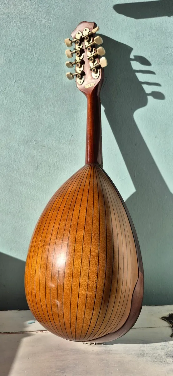 Vintage Suzuki Mandolin, Made in Japan (1960s–70s) - Image 3