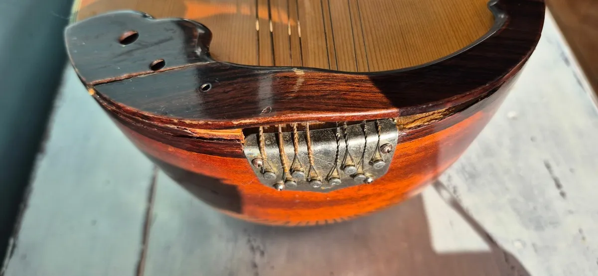 Vintage Suzuki Mandolin, Made in Japan (1960s–70s) - Image 4