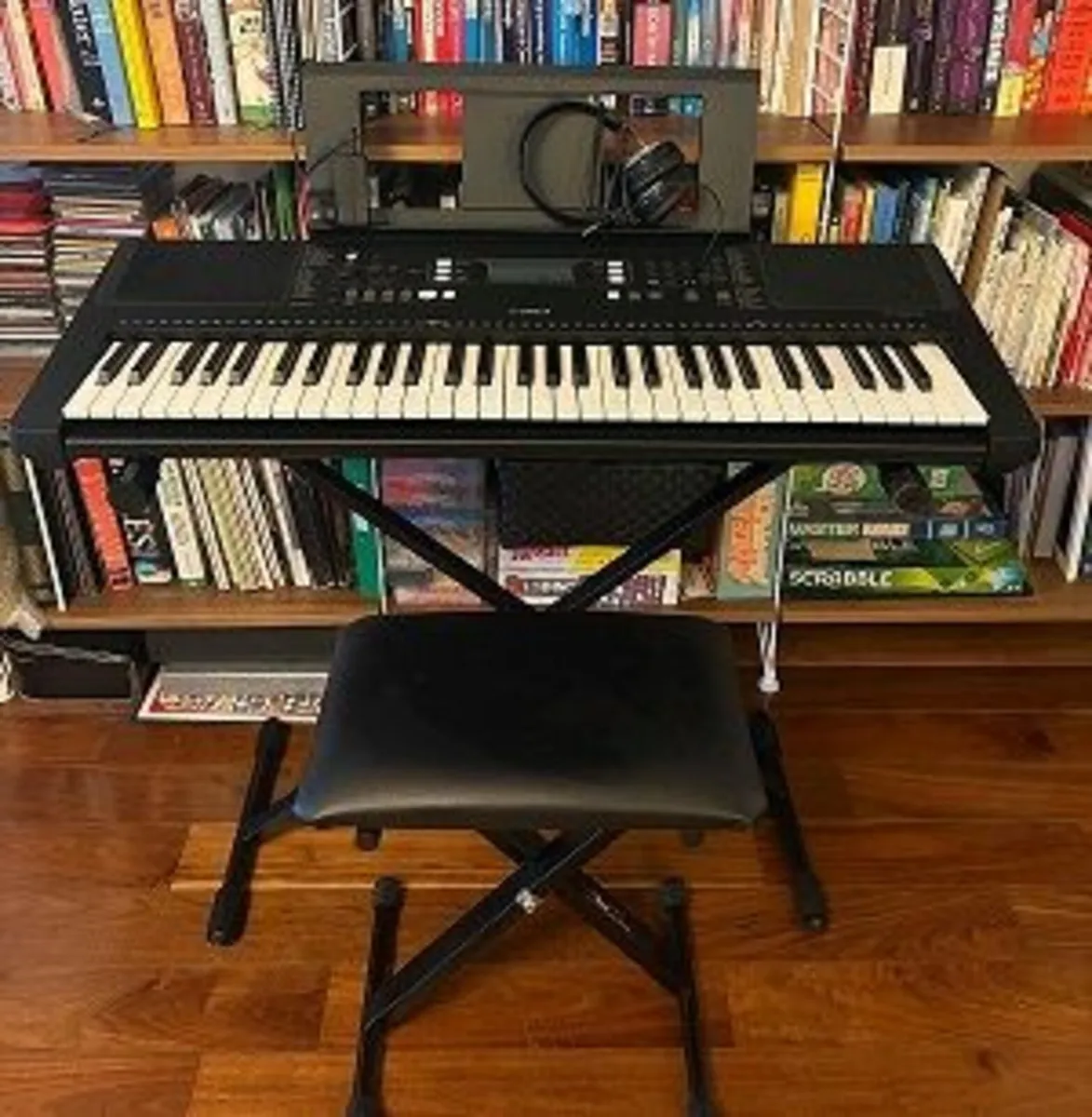 Yamaha Keyboard+Stand+Stool +Headphones - Image 1