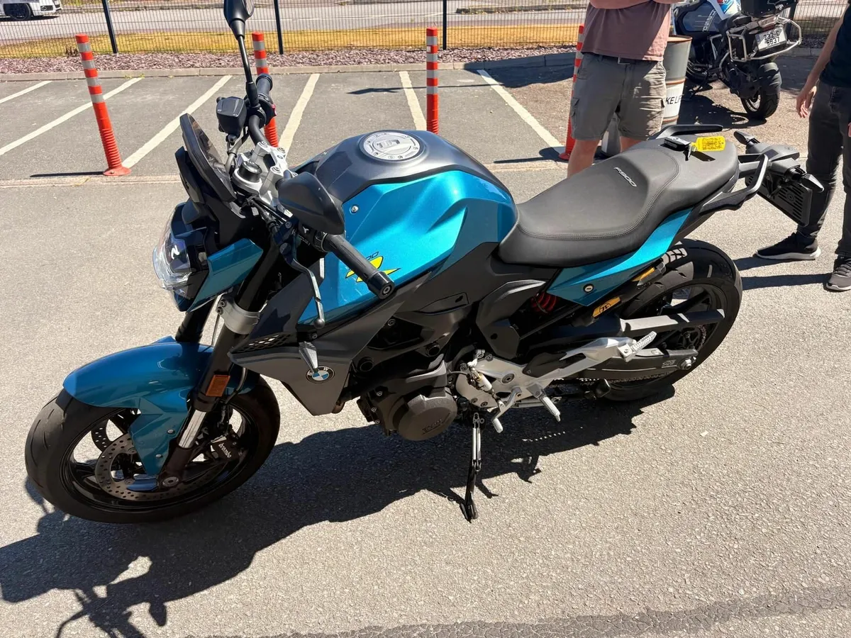 BMW 2025 F900r - Image 2