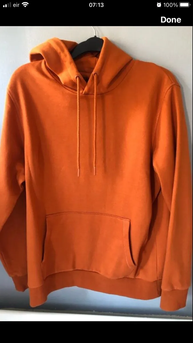 Mens hoodie size L €5 - Image 2