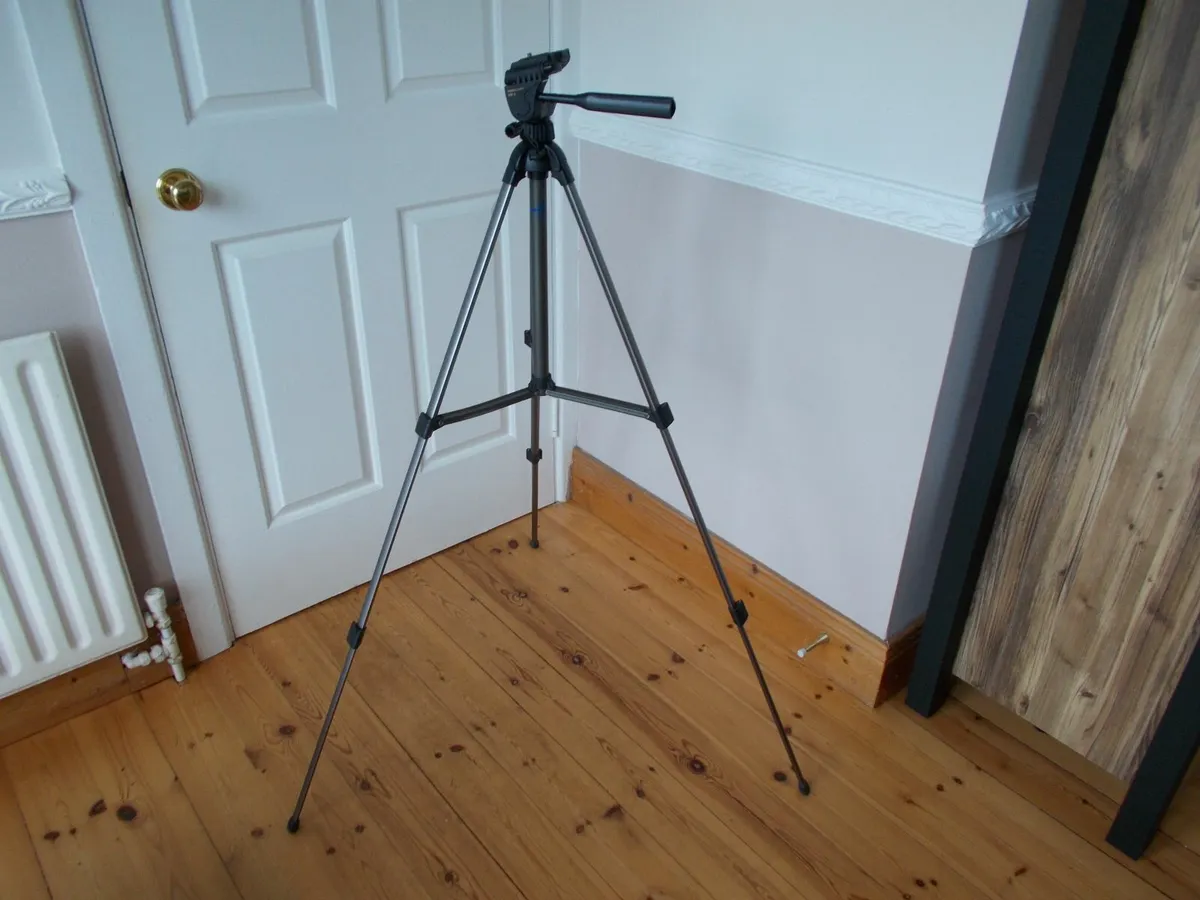 New Camera Tripod - Image 1