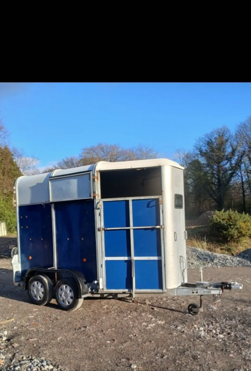 Ifor william horse box - Image 1
