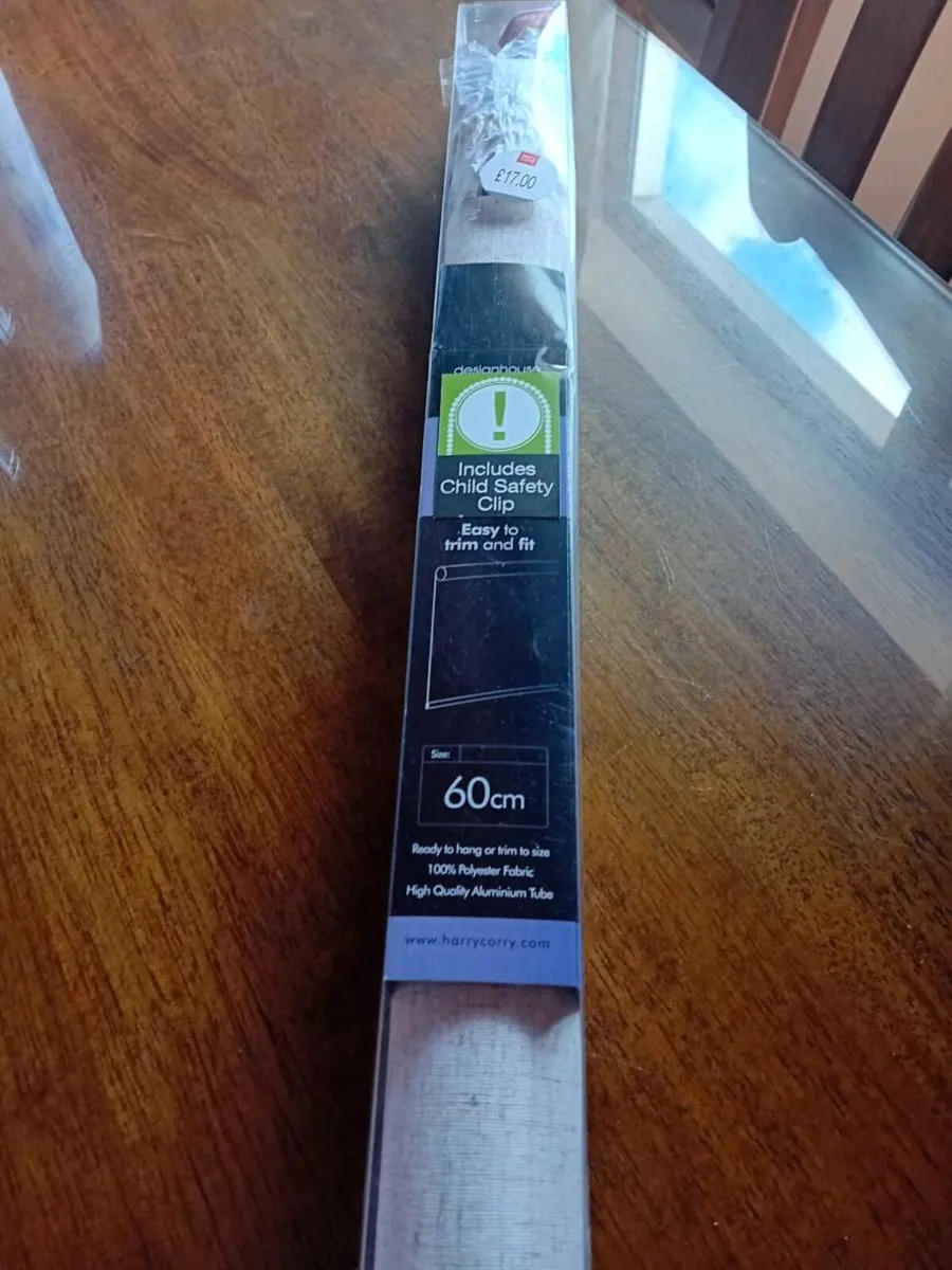 Roller Blind - Image 4