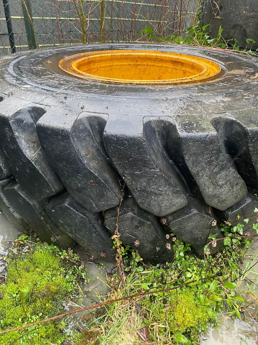 TYRES - Image 2