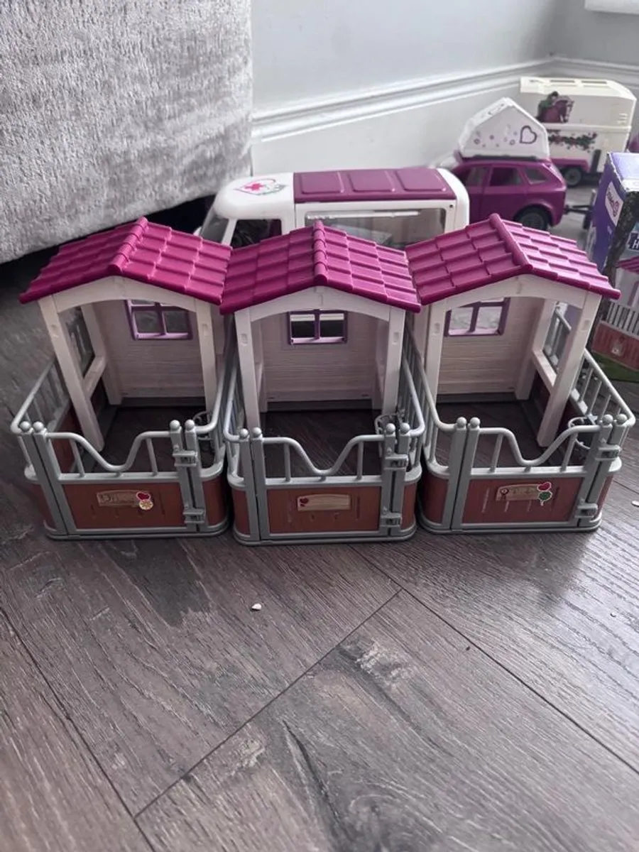 Toy Horses - Image 2