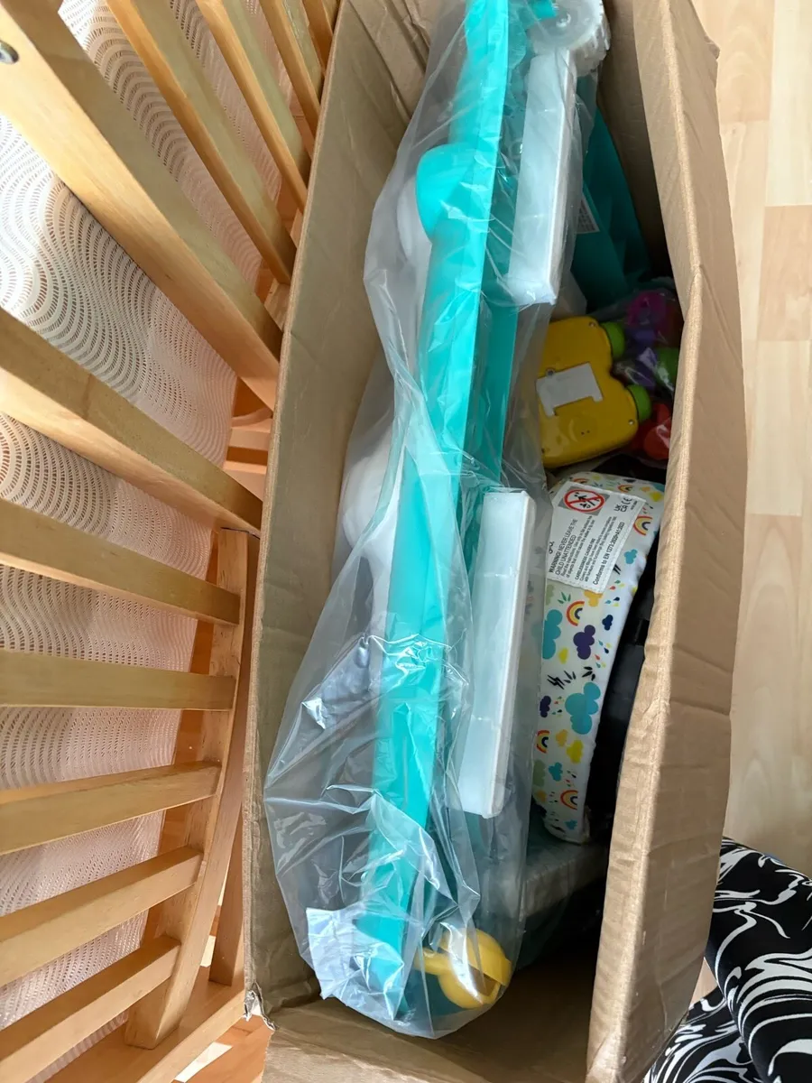 Baby walker - Image 2