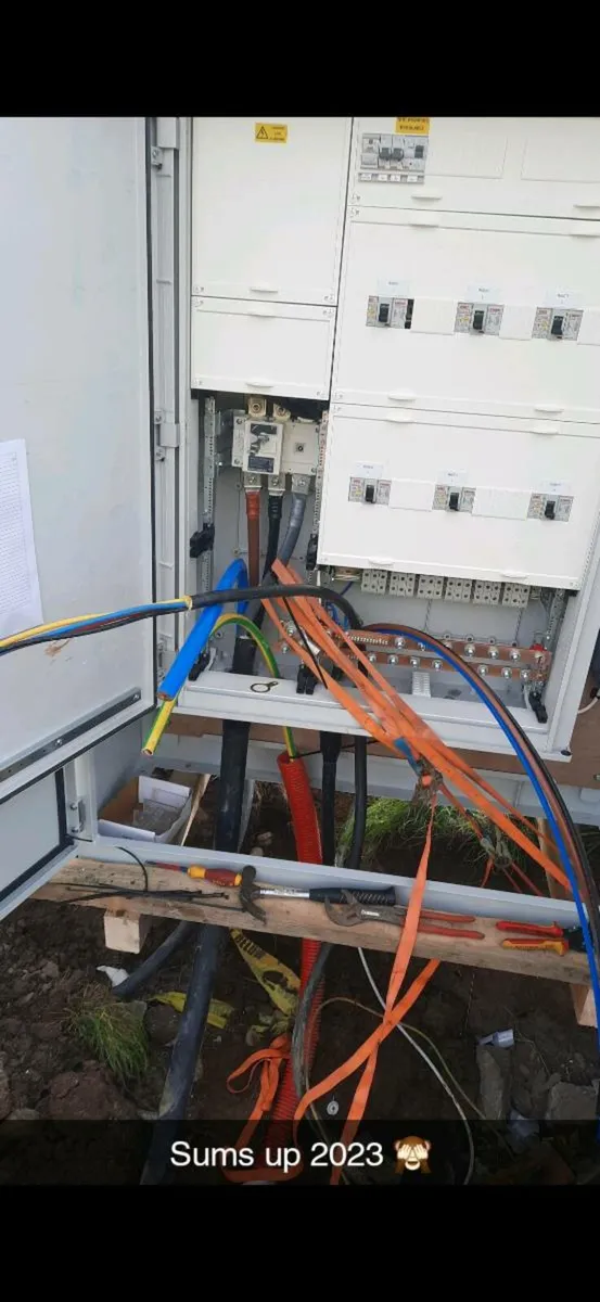 Registered Safe Electric Electrician - Image 2