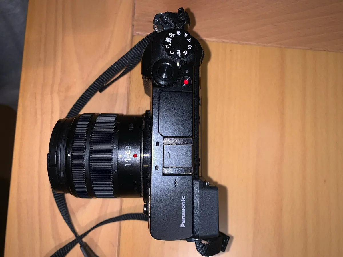 Lumix GX-80 - Image 1