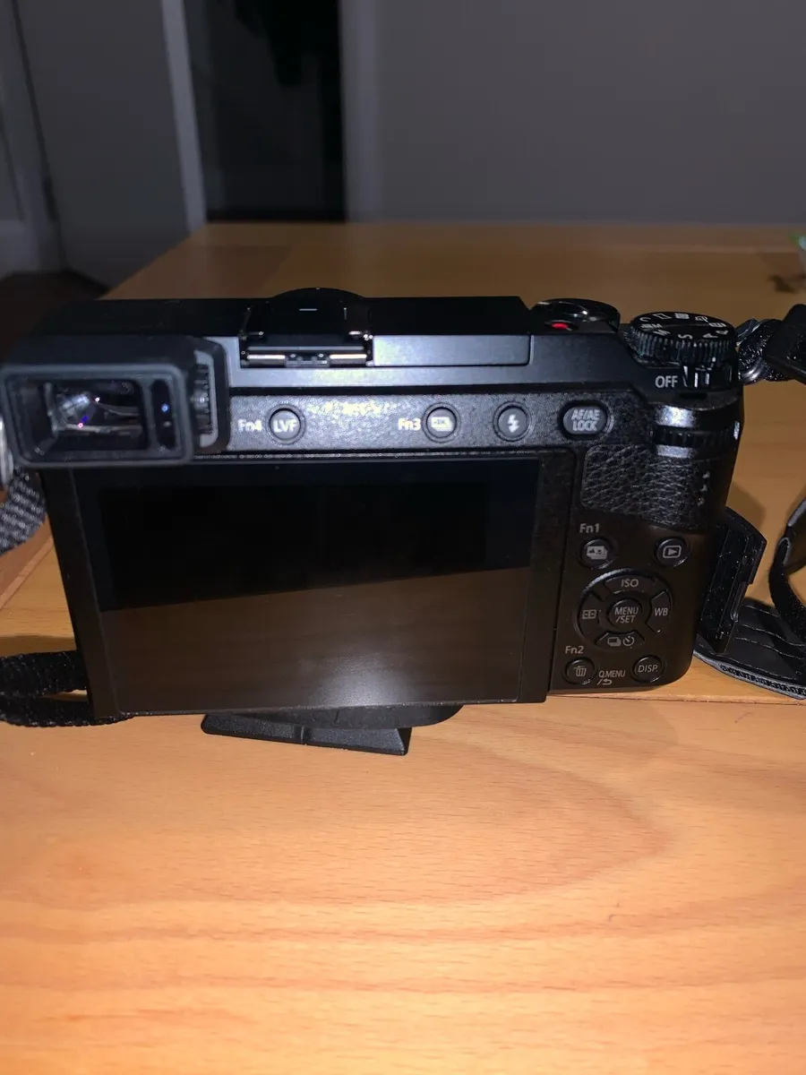 Lumix GX-80 - Image 2