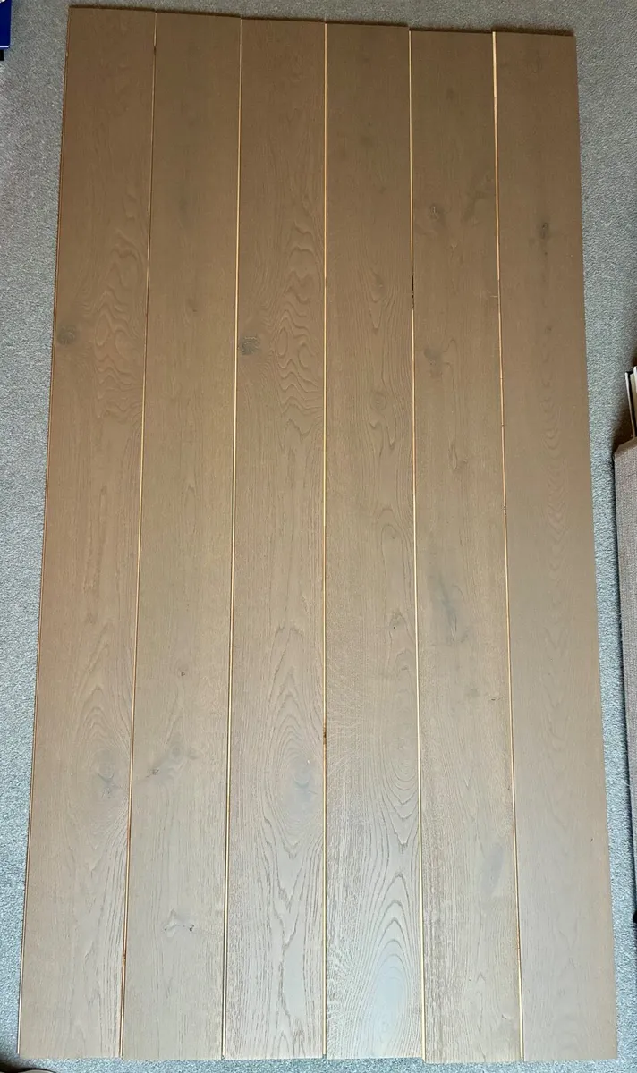 Wooden flooring (Rustic Oak) - Image 2