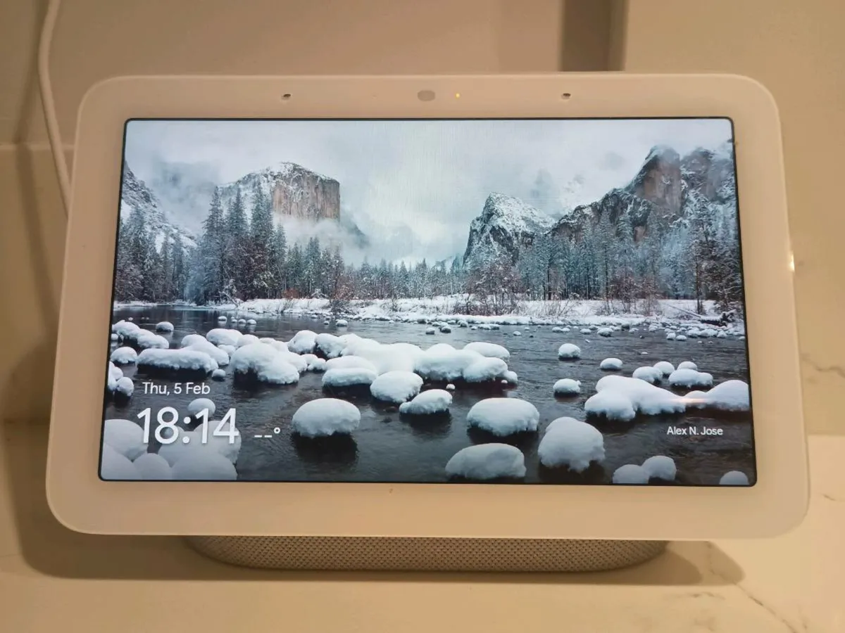 Google Nest Hub - Image 1