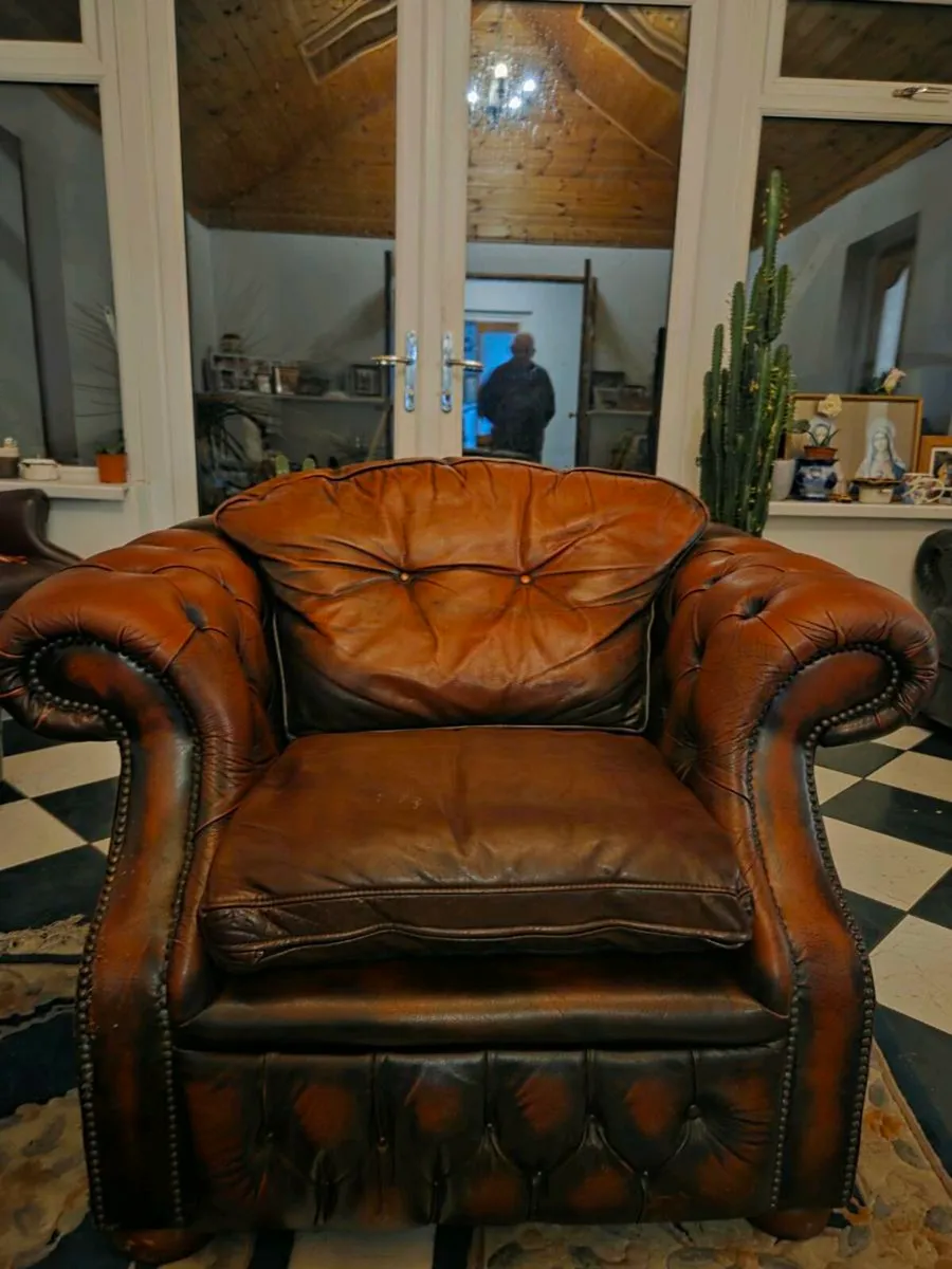Chesterfield club chair - Image 1