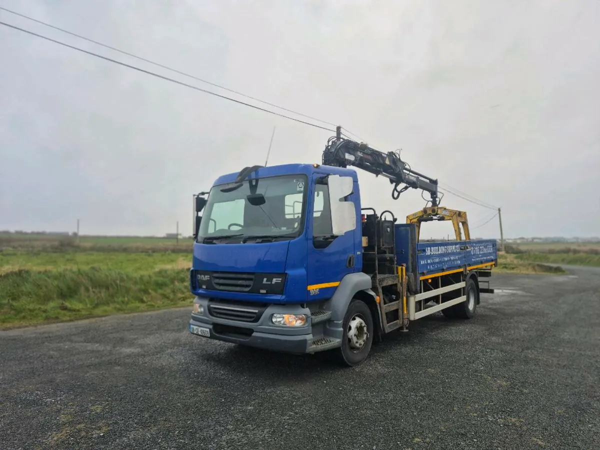 Daf lf55 with remote crane - Image 1