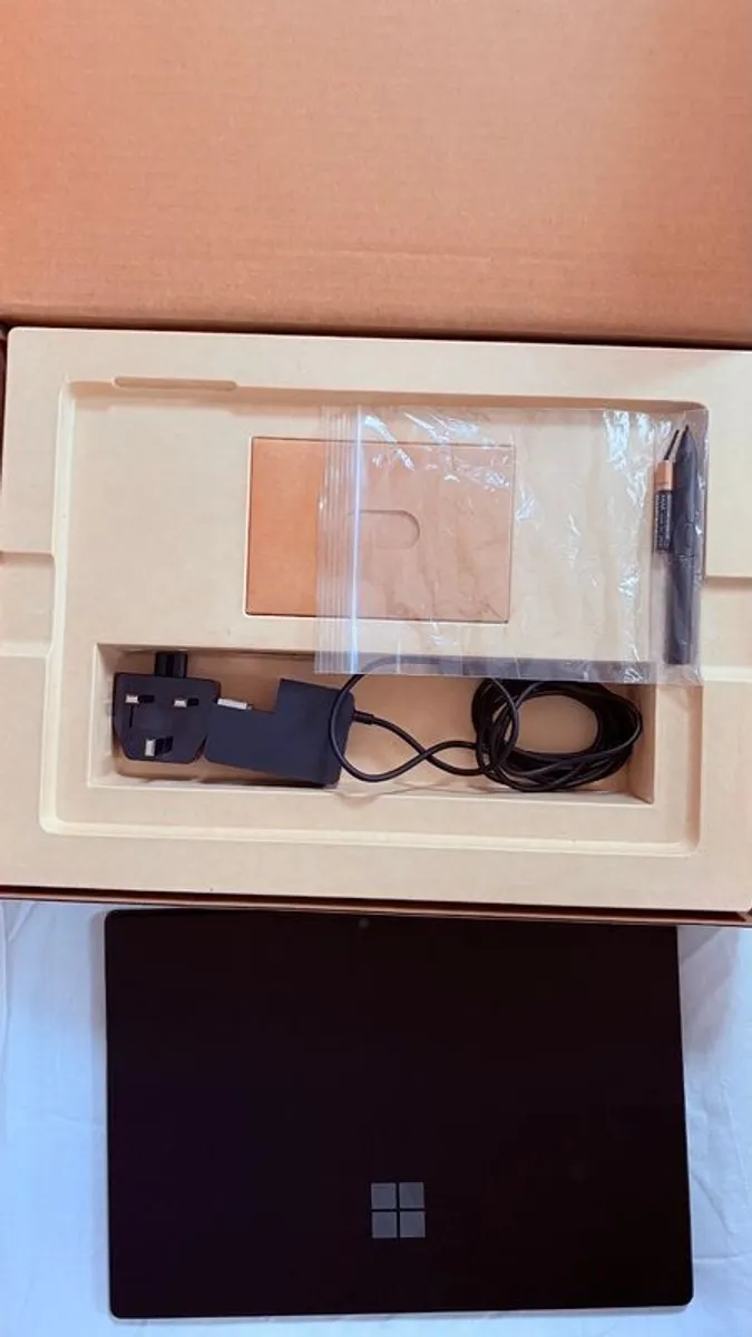 Microsoft Surface Pro 7 - Image 4