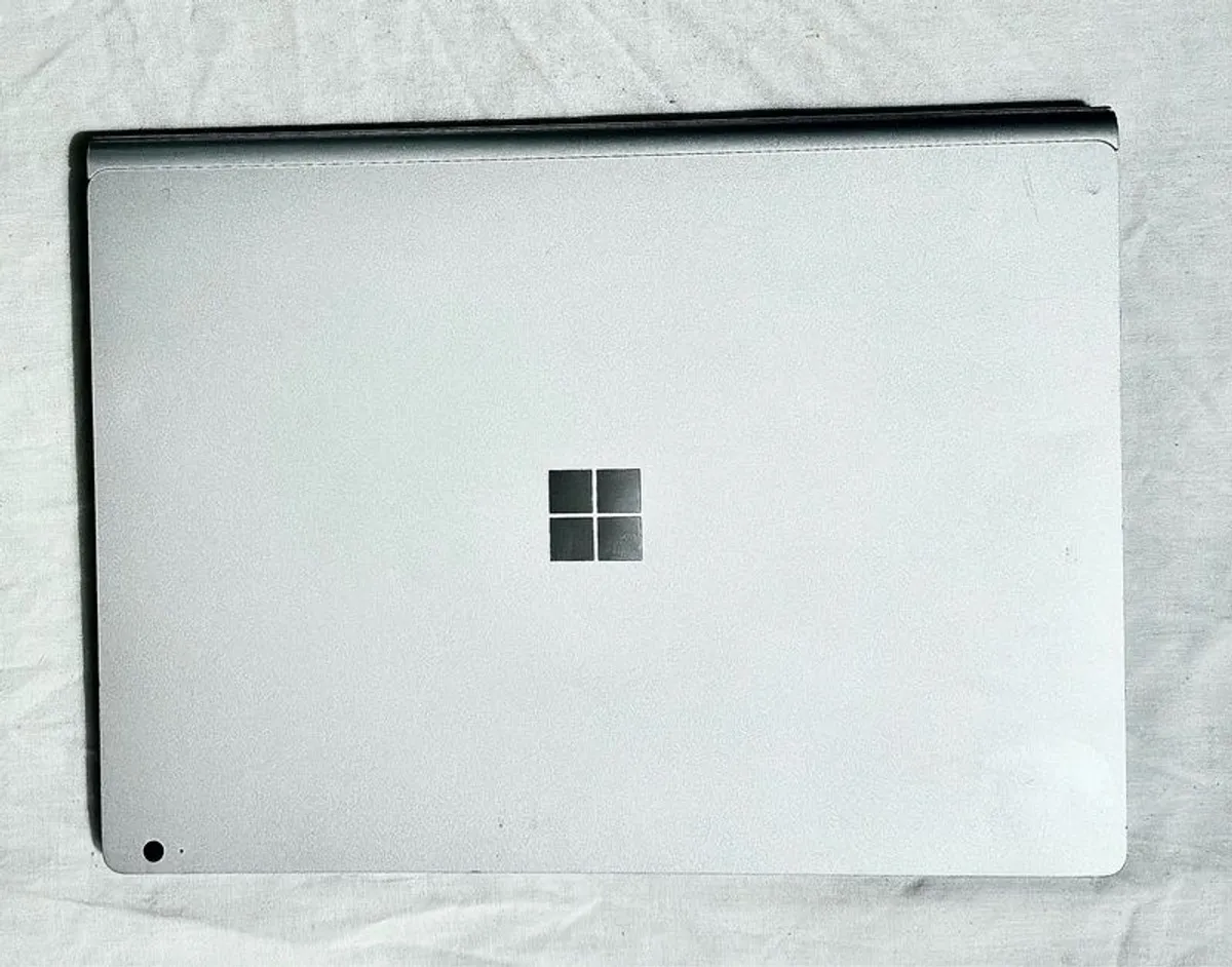 Rare 32GB RAM Microsoft Surface Book 3 i7 | Detachable 2-in-1 | GTX Graphics | Excellent Battery - Image 4