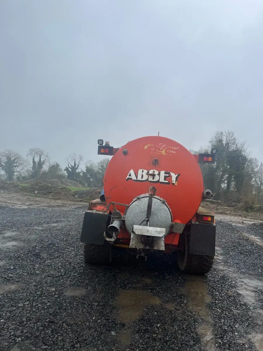 Abbey 3000 - Image 2