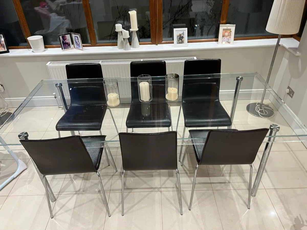 Glass dining table and chairs - Image 1