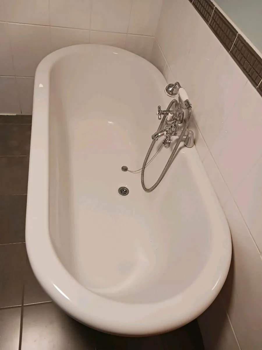 Roll Top Bath For Sale - Image 1
