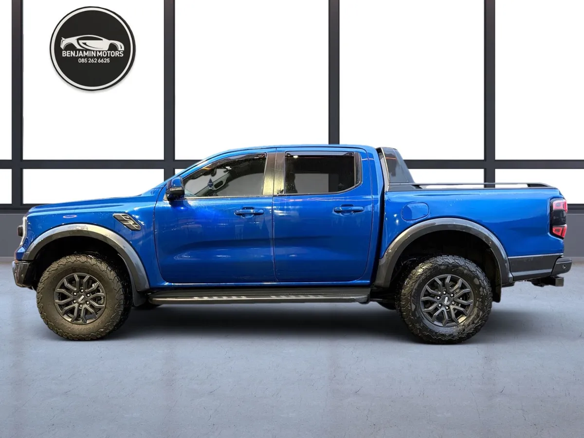 Ford Ranger Raptor 2024 Top of the Range Pick up - Image 4