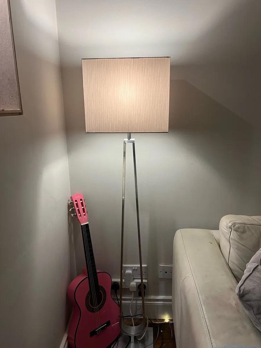 Floor lamp - Image 1