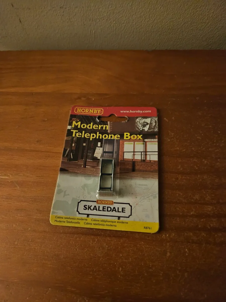 Hornby Skaledale Telephone Box
