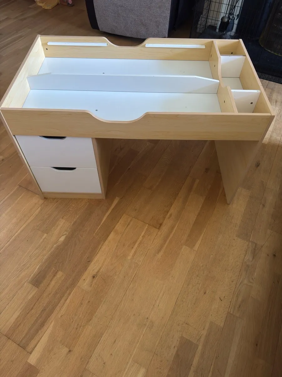 Lego table - Image 2