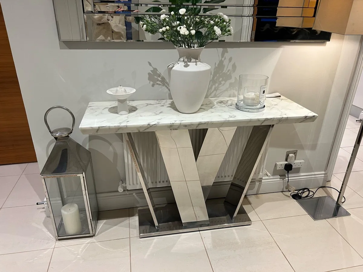 Marble console table - Image 1