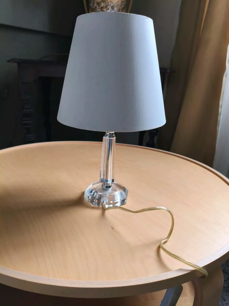 Small side table lamp - Image 2