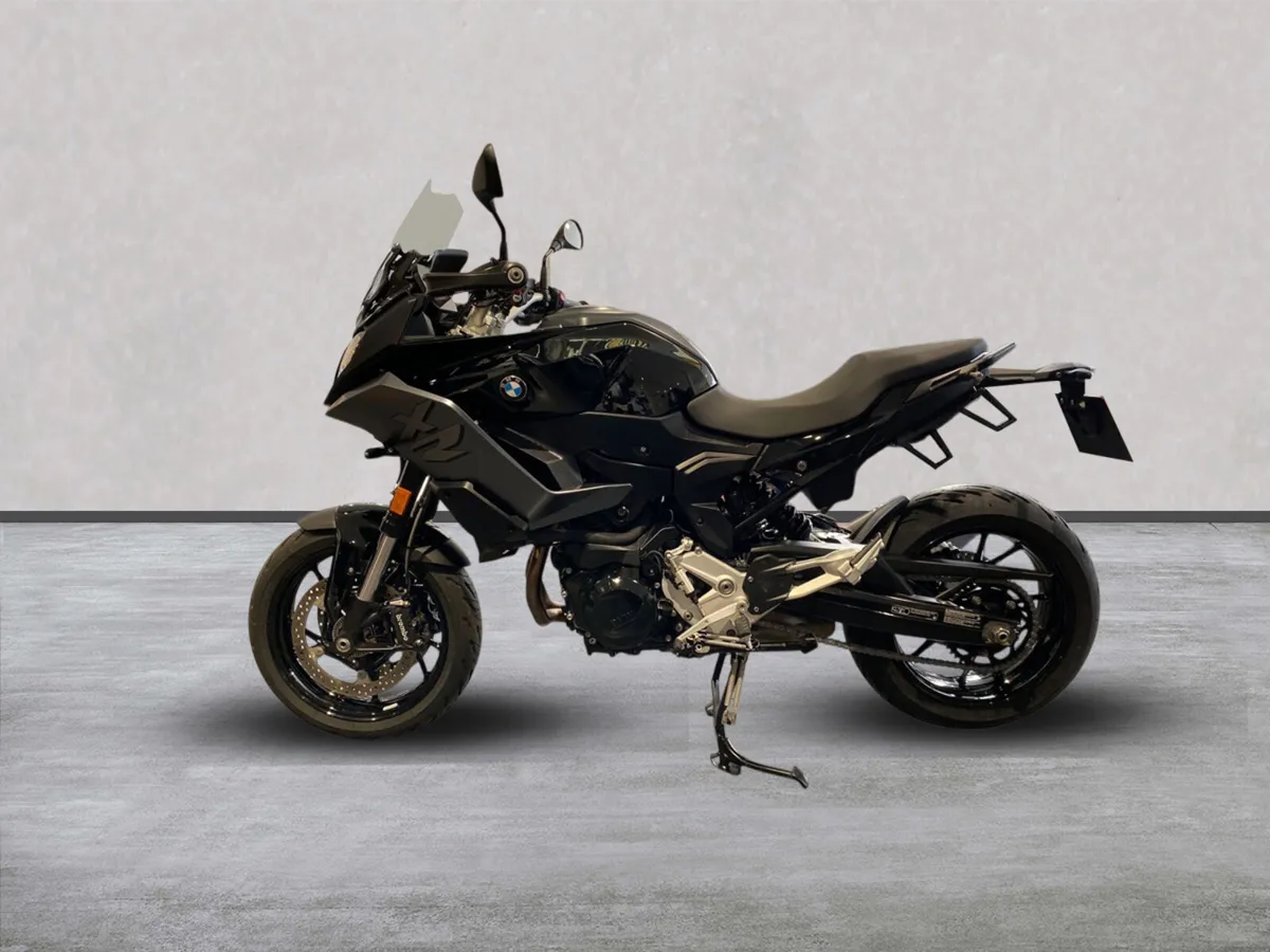 BMW F 900 XR BLACK STORM METALLIC - Image 2