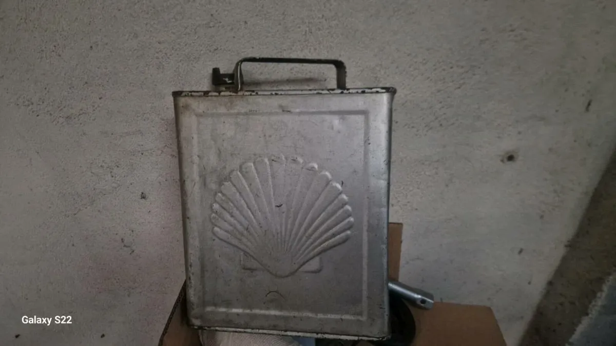 Garage equepment - Image 1