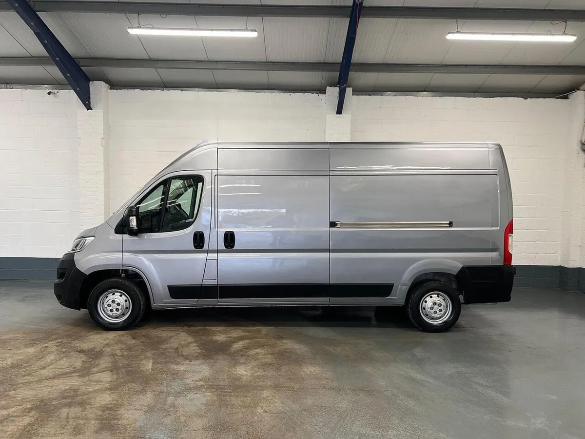 2022 Citroen Relay High Roof Panel Van - Image 1