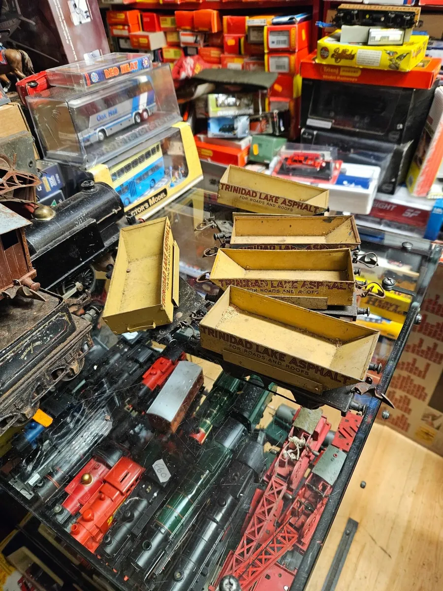 Vintage Hornby O Gauge Wagons - Image 1